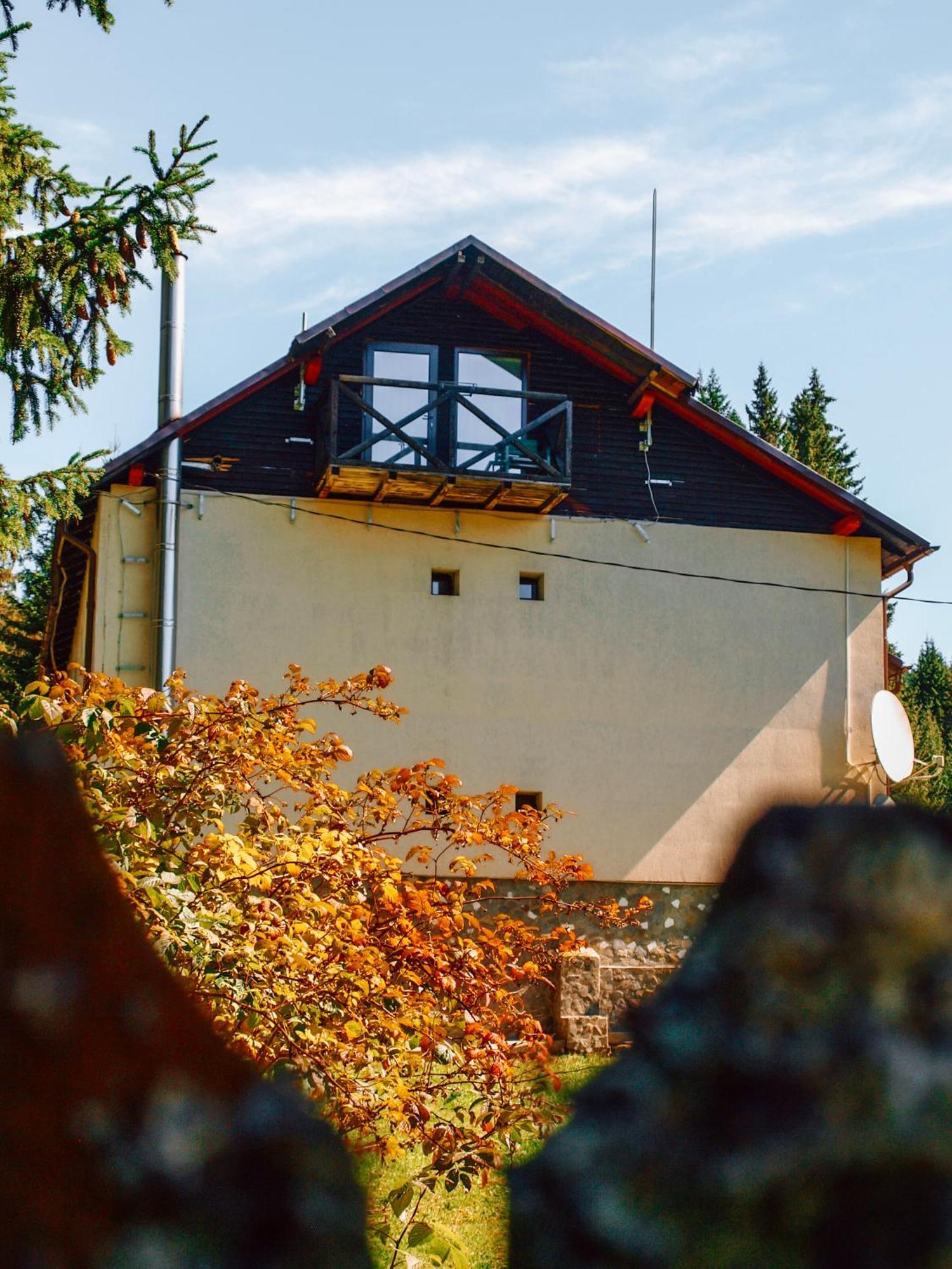 Vila Mounthoff Retreat Moroeni Exteriér fotografie