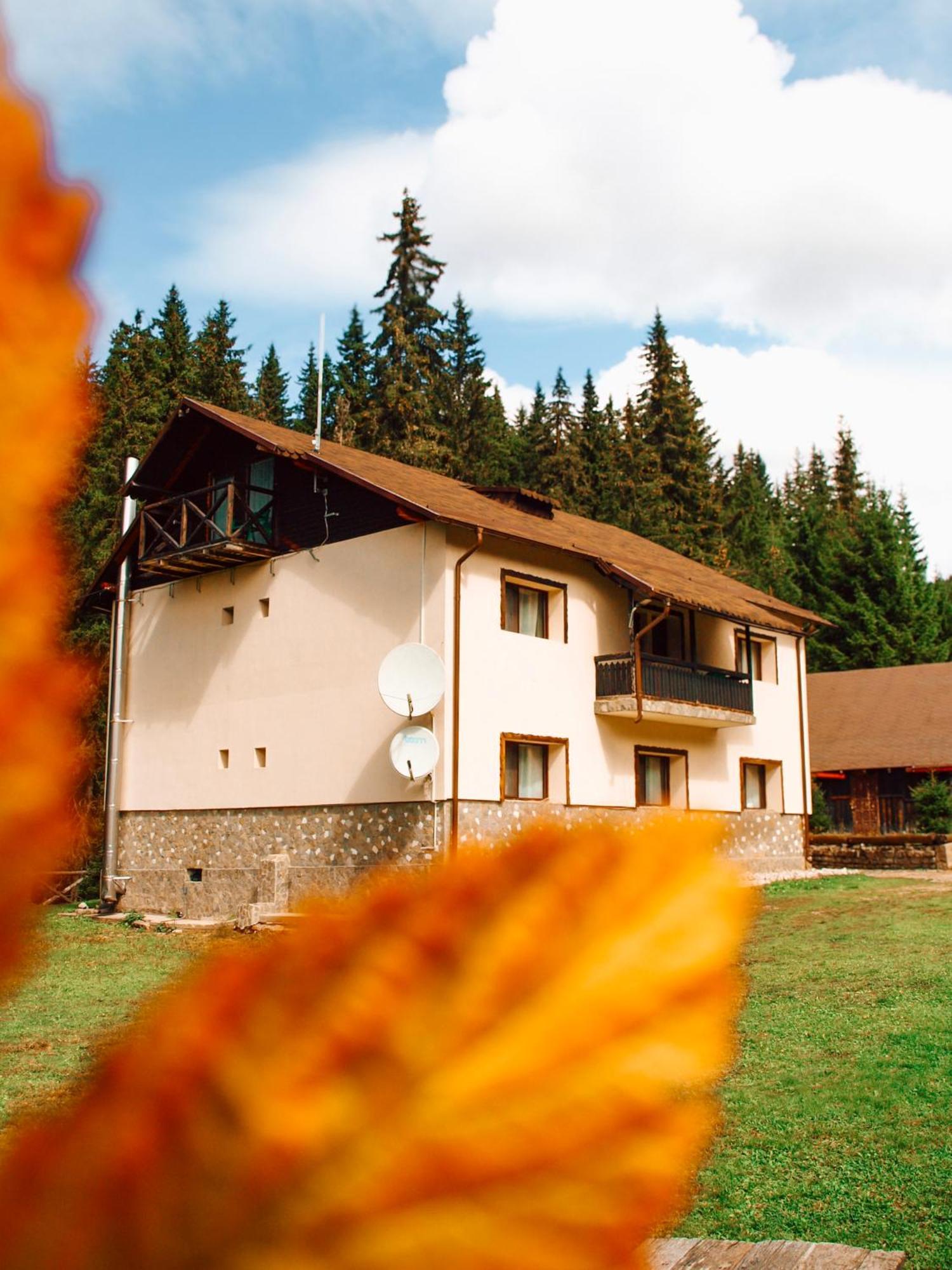 Vila Mounthoff Retreat Moroeni Exteriér fotografie